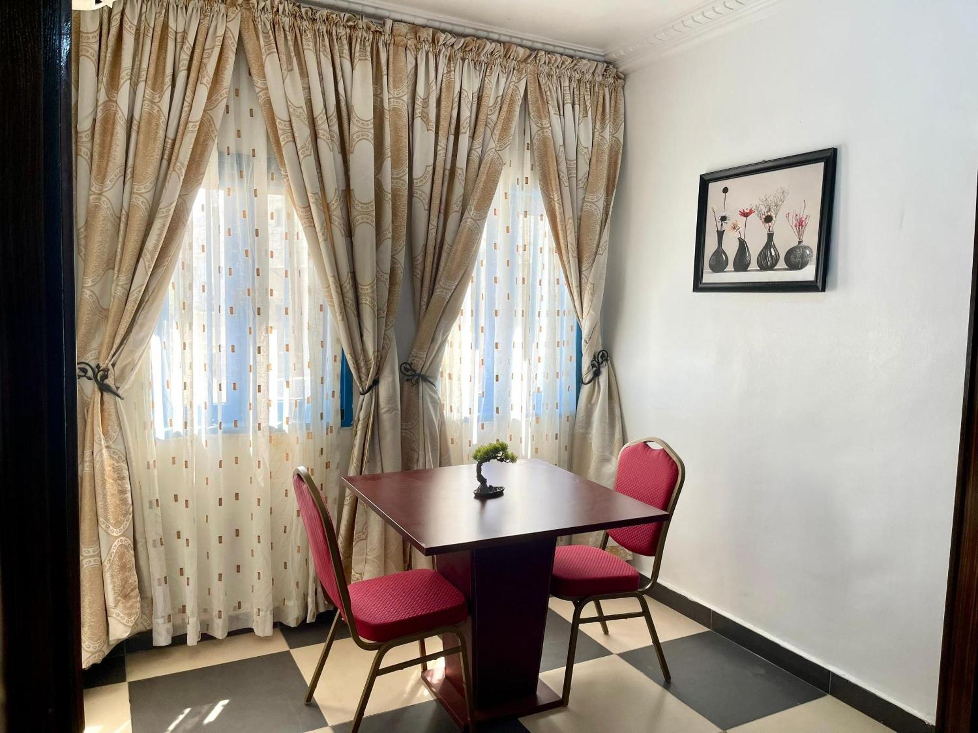 Aa Hotel And Suites Abuja Eksteriør bilde